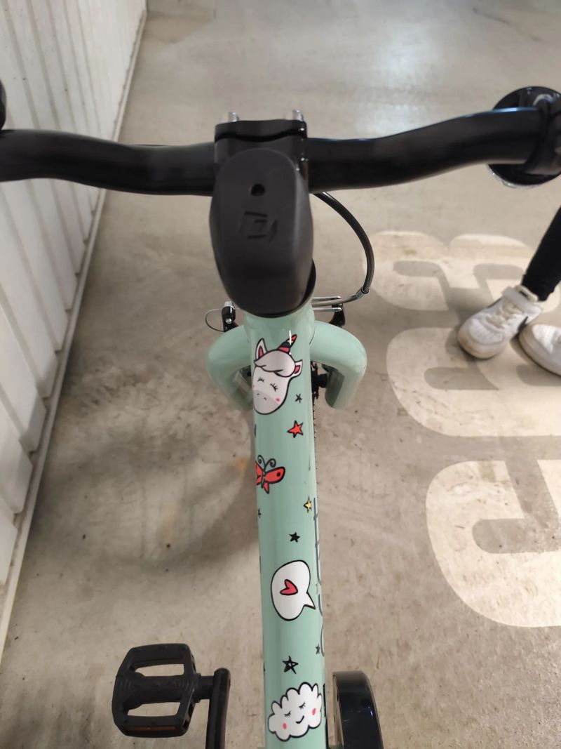 Nová Scott Contessa 14
