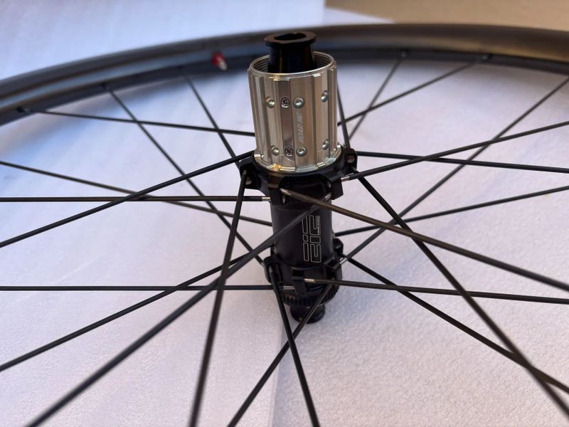 Silniční karbonová kola EIE ultralight 40 mm