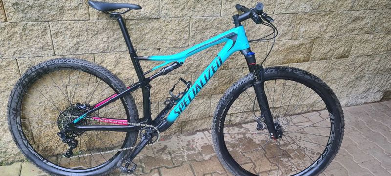 Specialized Women's Epic Comp Carbon rok 2018
