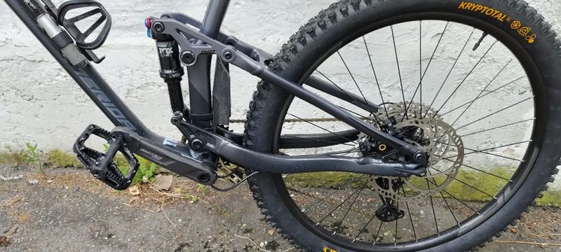 Merida One-forty 400 XL 27,5