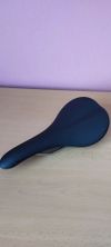 Sedlo Fabric Scoop Shalow Elite 