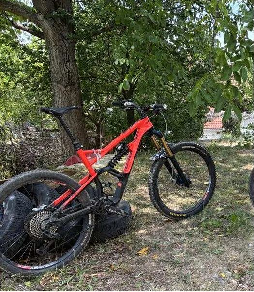 Cannondale Jekyll Carbon 3 