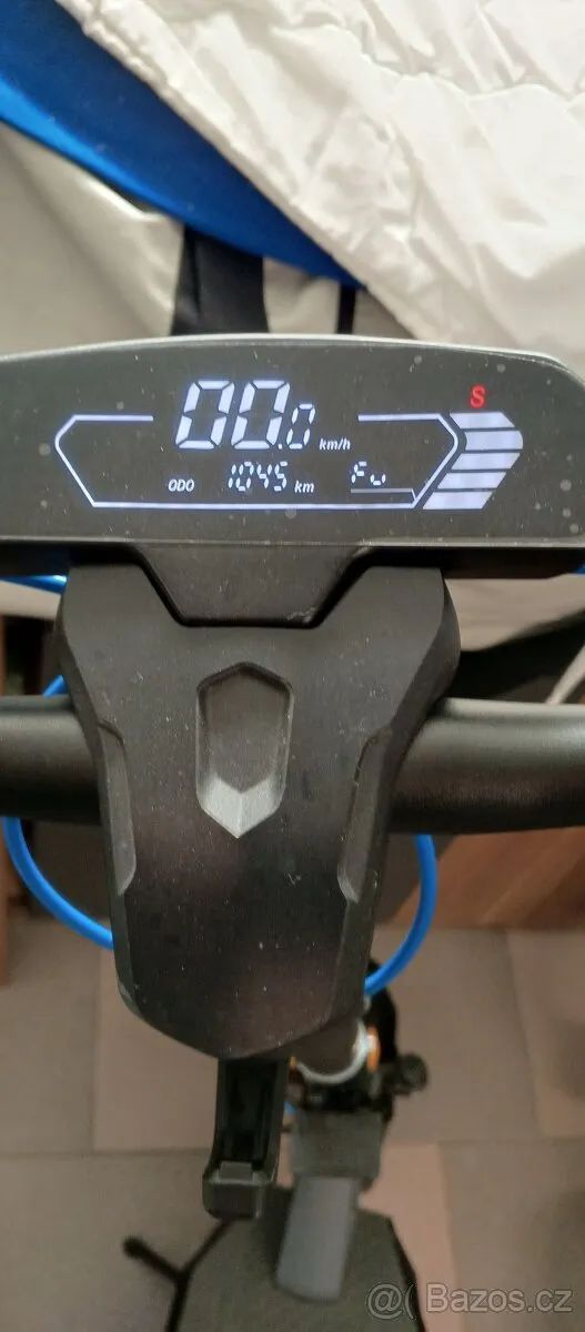 Prodám koloběžku - nejrychlejší jedno motor. 55km/h se 100kg