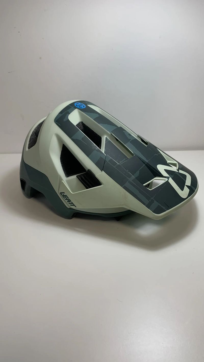 Přilba LEATT MTB Enduro 3.0 vel.S