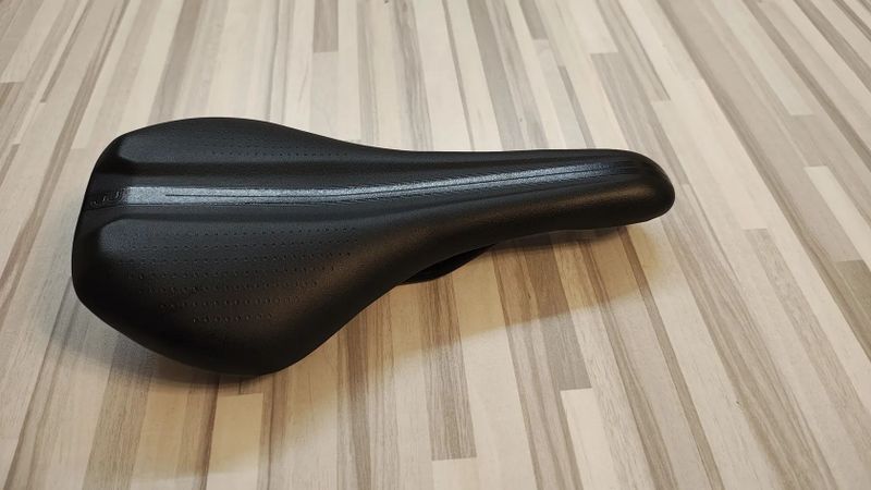 Sedlo BBB BSD 154 Convoy 