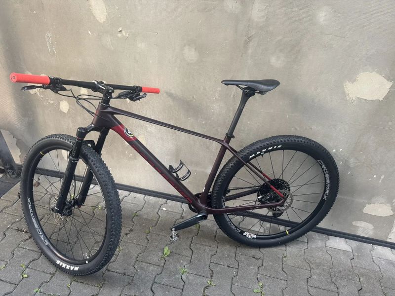 Mondraker Podium Carbon 