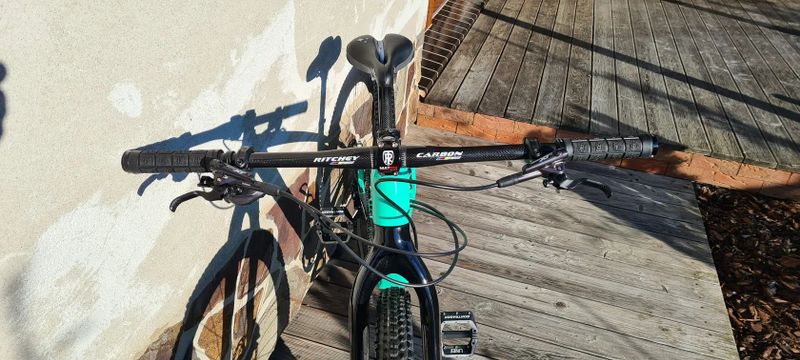 Prodám MTB karbon 27,5" 