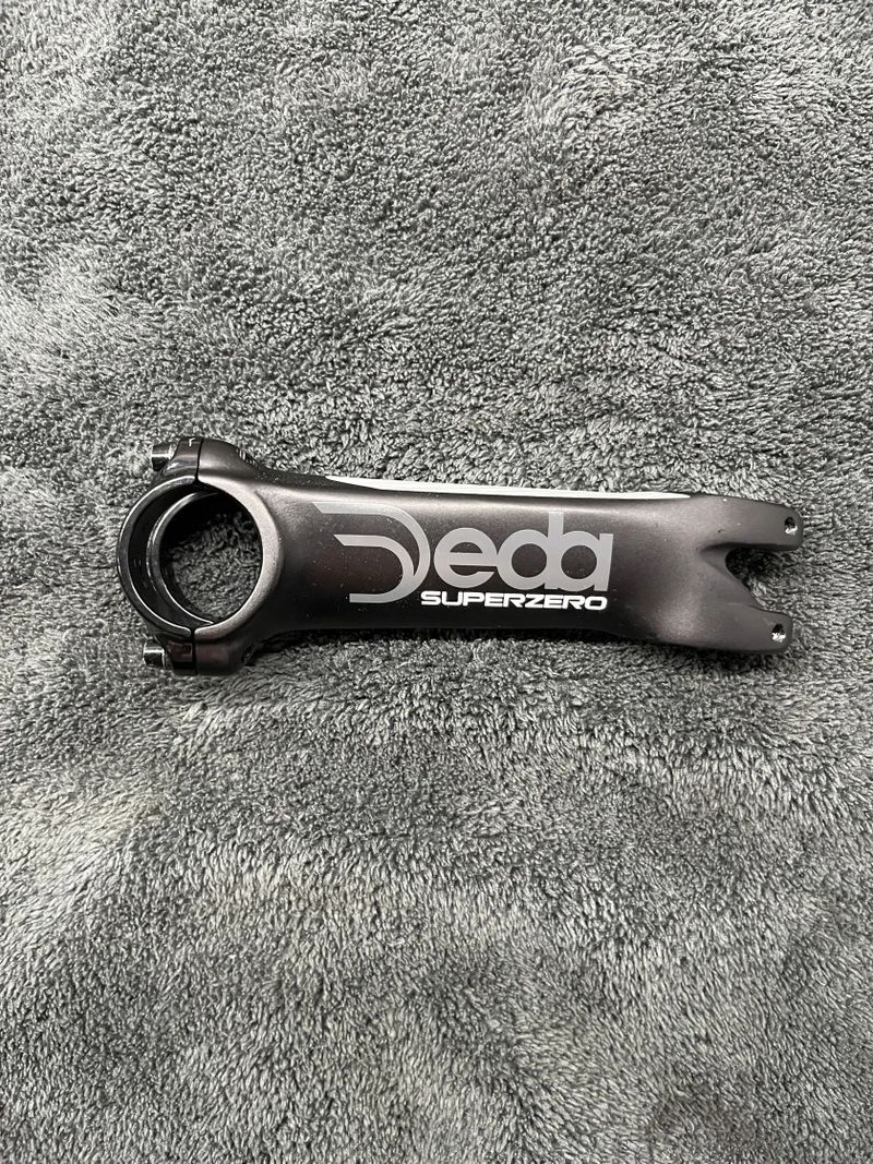 Představce Deda, Pro