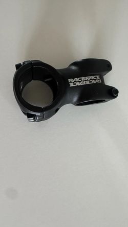 Prodám Race Face Aeffect 35 mm sundaný z nového kola