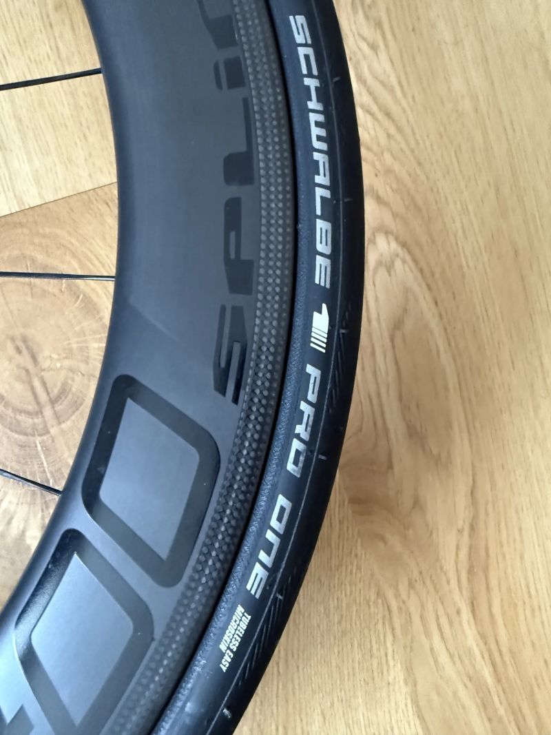 Rezervovano -DT Swiss PRC 1400 spline