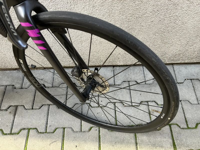 Prodám silniční kolo Ultimate WMN CF SL Disc 8.0 Di2