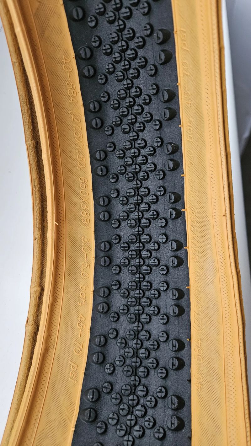2ks Schwalbe G-ONE BITE TLE 40-584 (27,5x1,5)