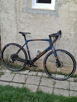 Gravel karbon