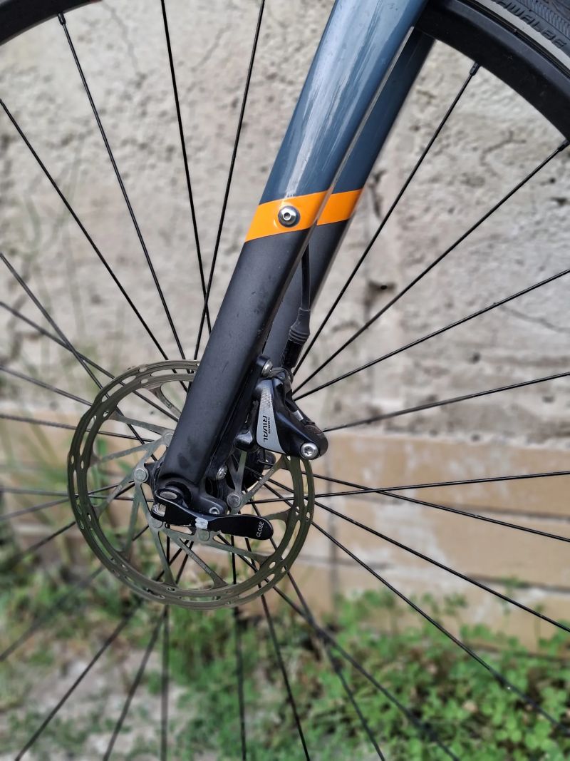 Gravel karbon