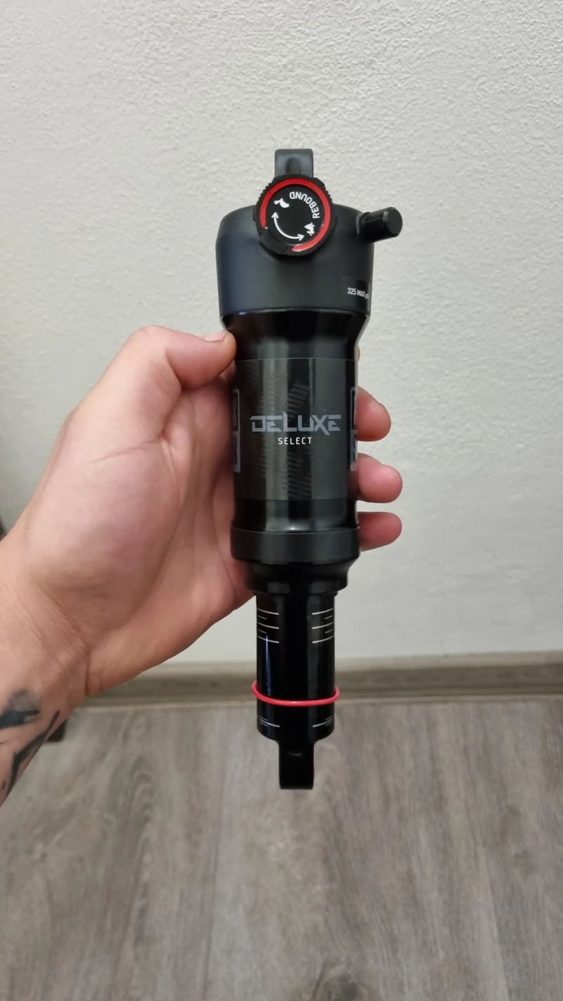 Zadní tlumič Rockshox Deluxe select+ 210/50 DebonAir 