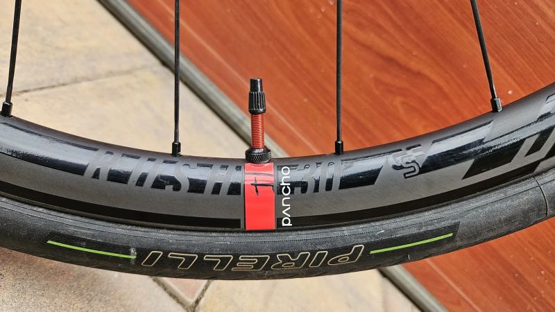 Giant TCX Advanced Pro 2 GRX Di2 – špičkově upravený gravel/cyklokros/silnice se 2 sadami kol