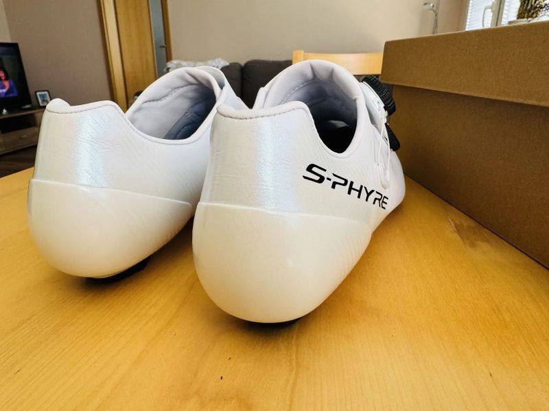 Silniční tretry SHIMANO RC9 S-PHYRE - TOP STAV