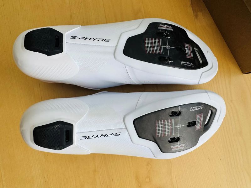 Silniční tretry SHIMANO RC9 S-PHYRE - TOP STAV