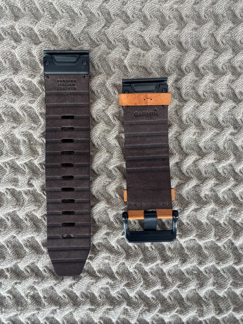 Garmin originální kožený řemínek QuickFit 26