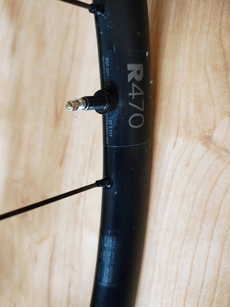 Zapletená kola DT Swiss R470 - XDR ořech, centerlock.