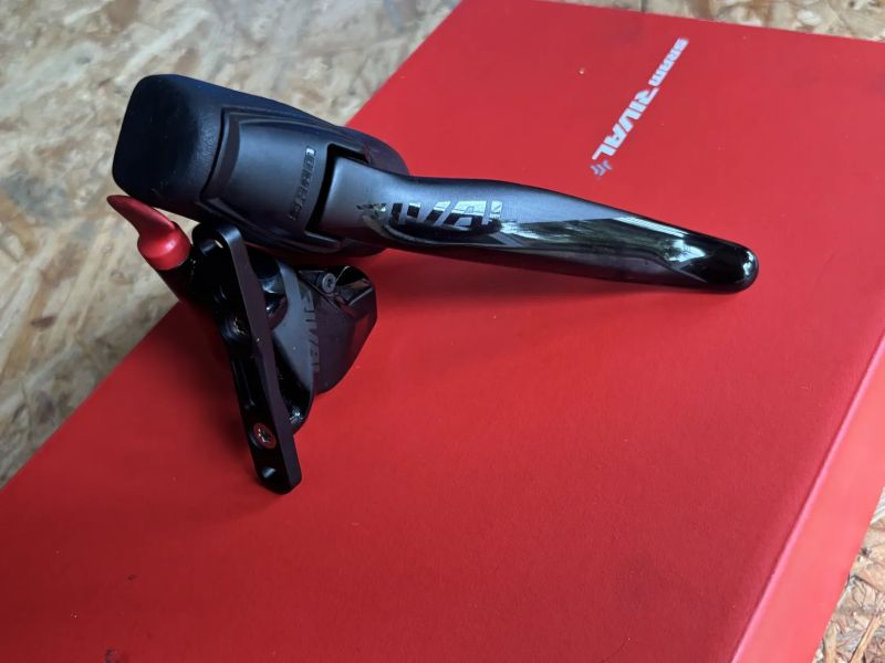 SRAM rival axs
