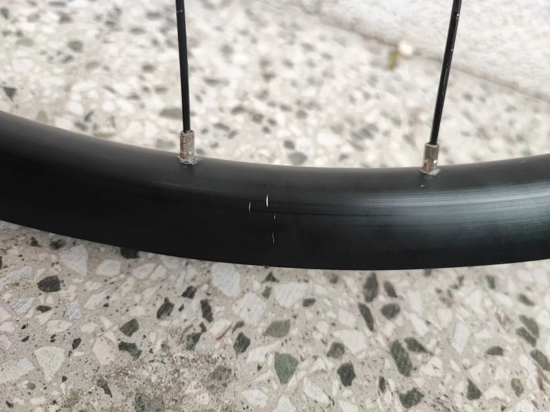 Zapletená kola GIANT SX2, dynamo CON -TEC, CINQ 6 power modul