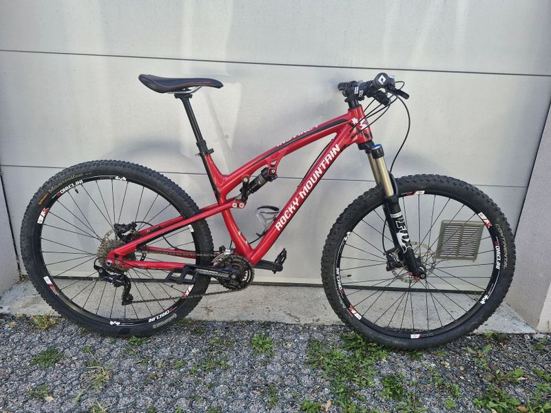 Rocky Mountain Instict 950