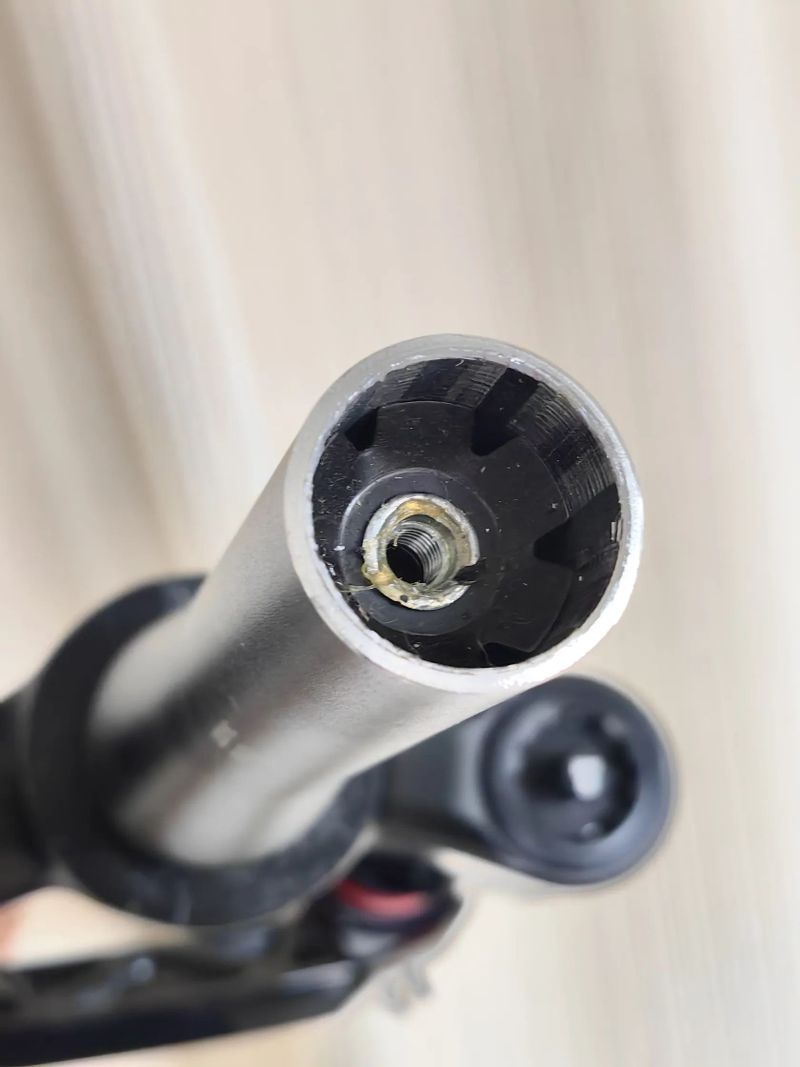 RockShox SID Ultimate 120mm /TwistLoc/29" 