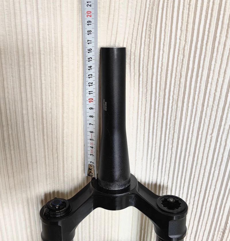 RockShox SID Ultimate 120mm /TwistLoc/29" 