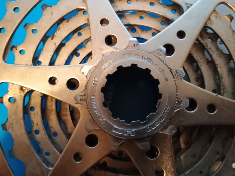 Prodám sadu Shimano sora3000