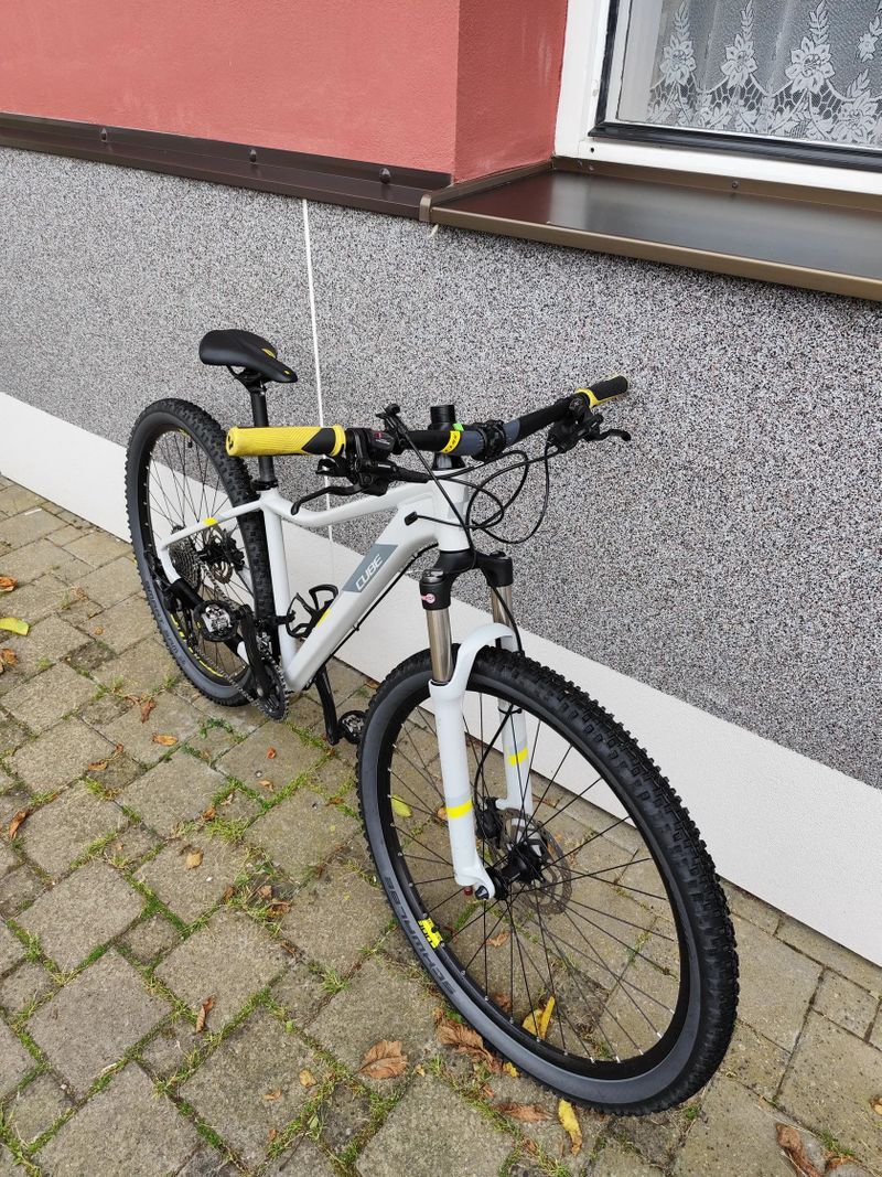 Cube access race HPA