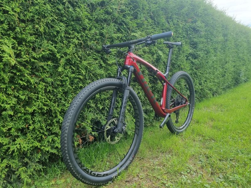 TREK Supercaliber 9.8 XT
