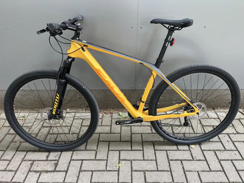 Horské karbonové MTB Sava Fjoll 2.0, vel. L/19"