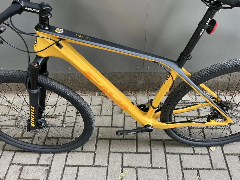 Horské karbonové MTB Sava Fjoll 2.0, vel. L/19"
