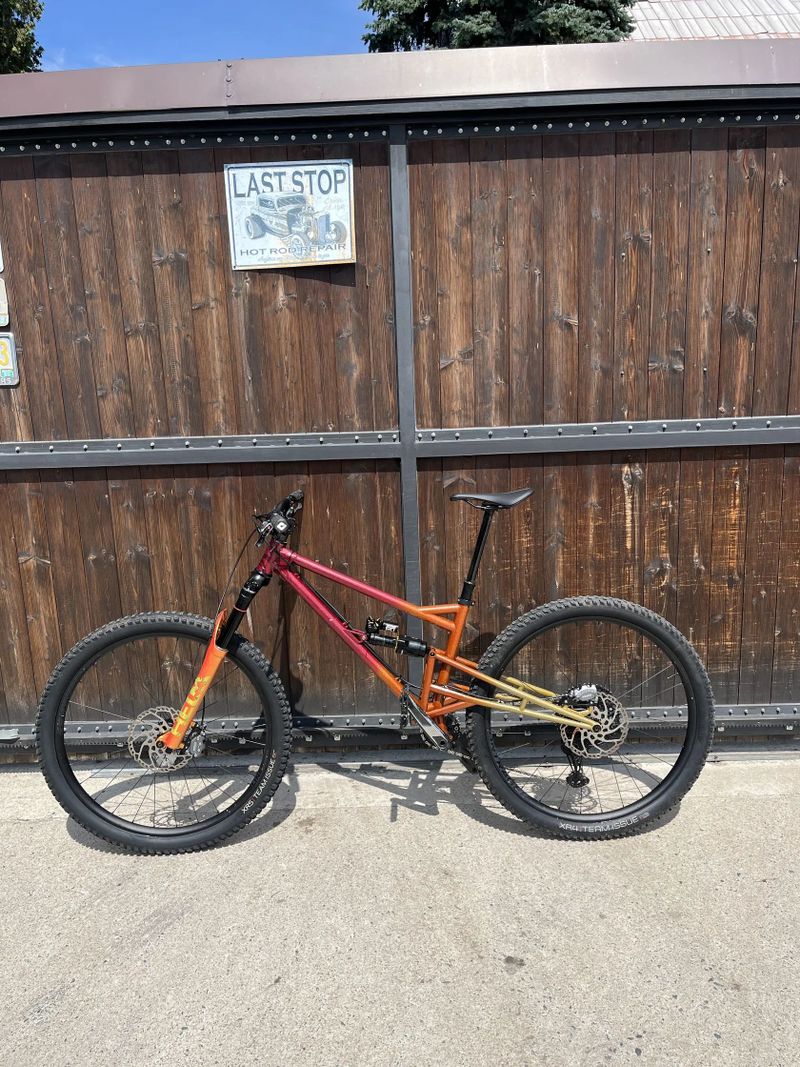 ocelové enduro Marino 
