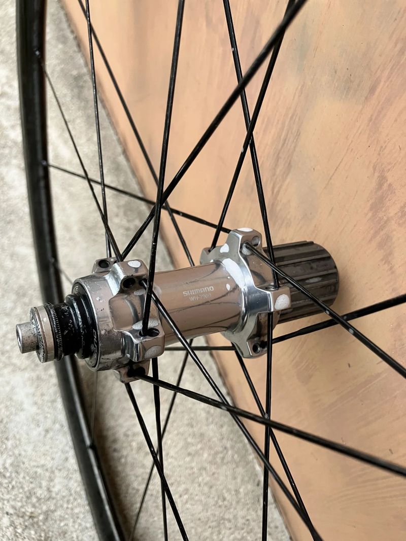 Zadní kolo Dura Ace