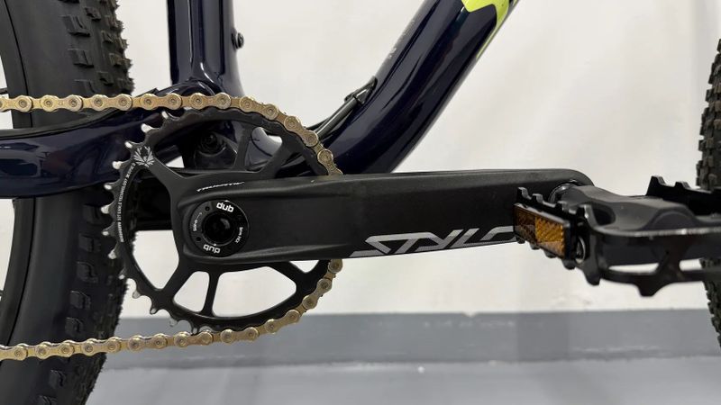 Specialized Epic carbon vel.M jako novy!