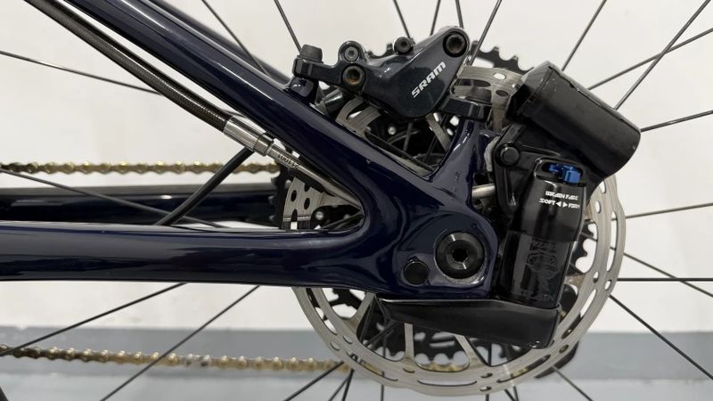 Specialized Epic carbon vel.M jako novy!