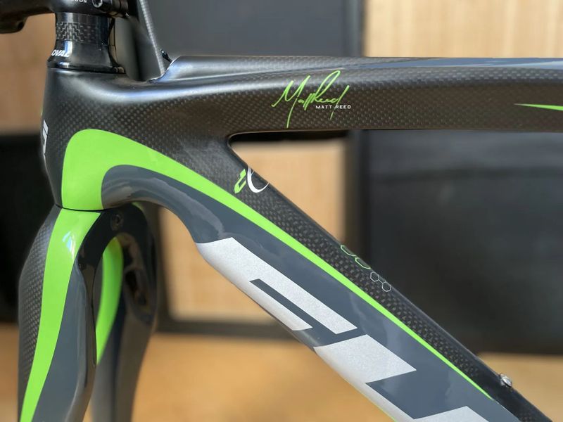Fuji D6 Matt Reed / Hi-mod carbon / pro Di2 / vel.48