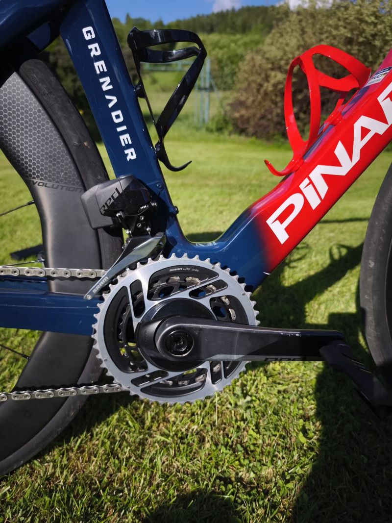 PINARELLO DOGMA F Ineos Grenadier