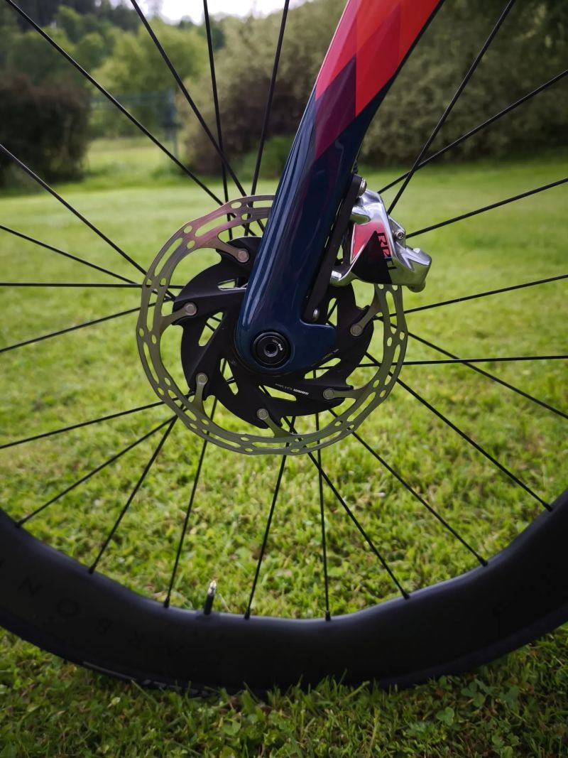 PINARELLO DOGMA F Ineos Grenadier
