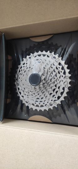 Kazeta Shimano XT-CS-M8100 -10-51T. 12s Rezervace 