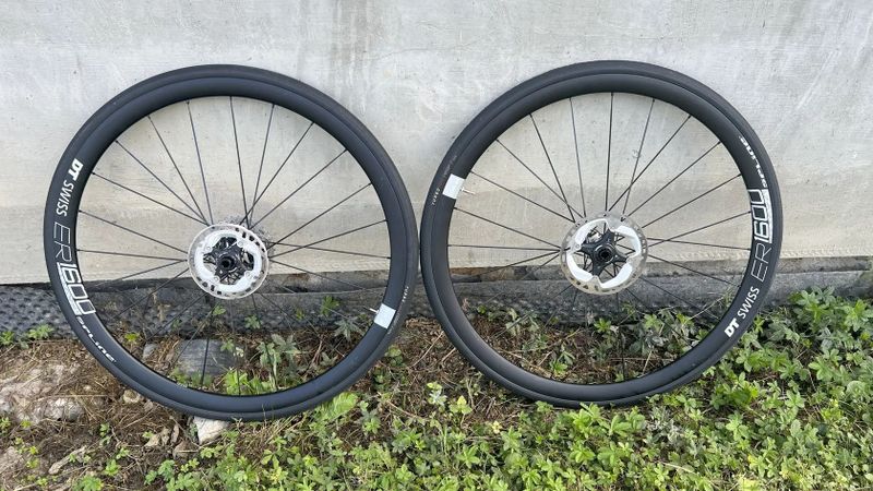 DT SWISS ER 1600 SPLINE 32 Disc Brake (přední a zadní)