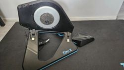 Tacx 2T Neo + motion plates + kazeta shimano 105 