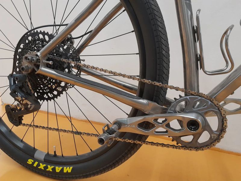 Custom titanový adventure bike WhyCycles Wayward 2