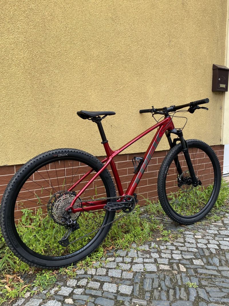 Trek X-Caliber 9 Horské kolo
