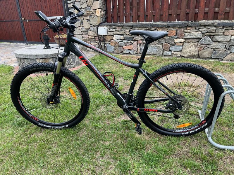 Horské kolo GIANT LIV TEMPT