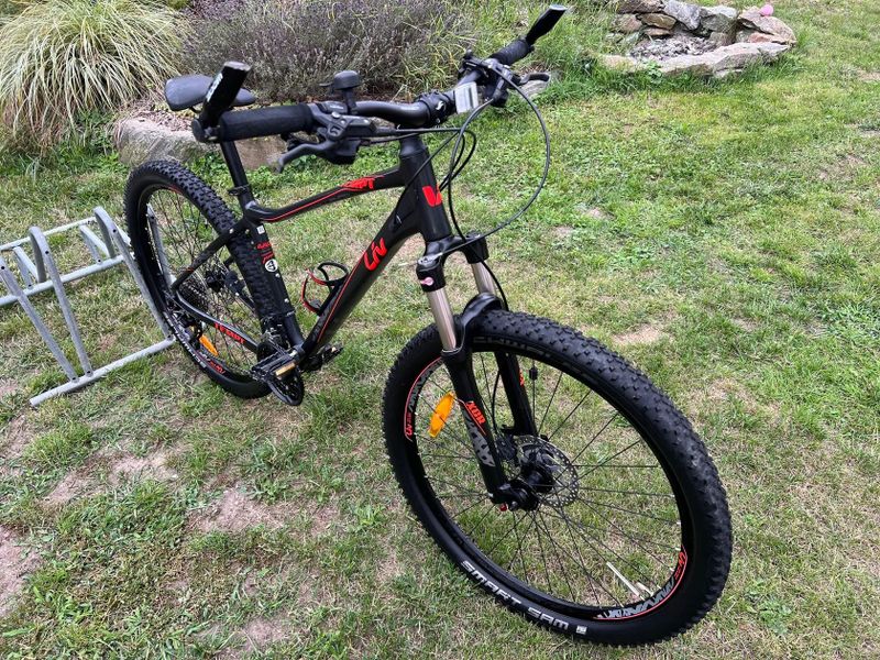 Horské kolo GIANT LIV TEMPT