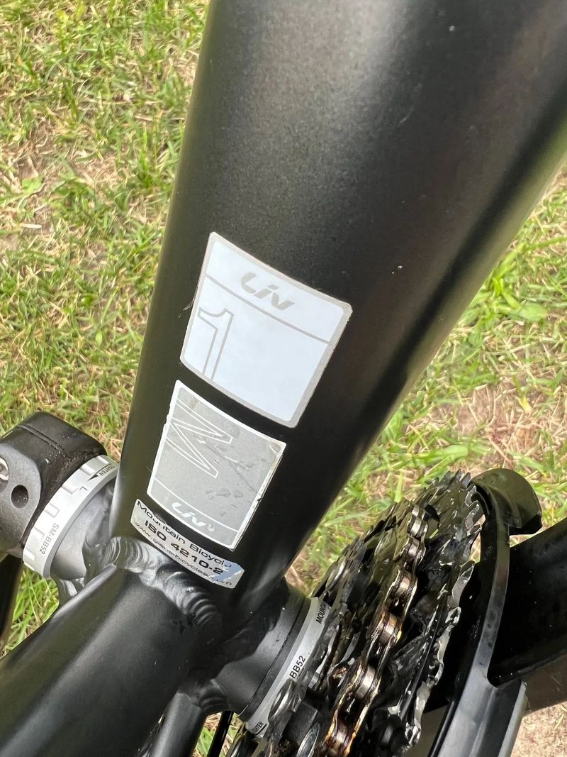Horské kolo GIANT LIV TEMPT
