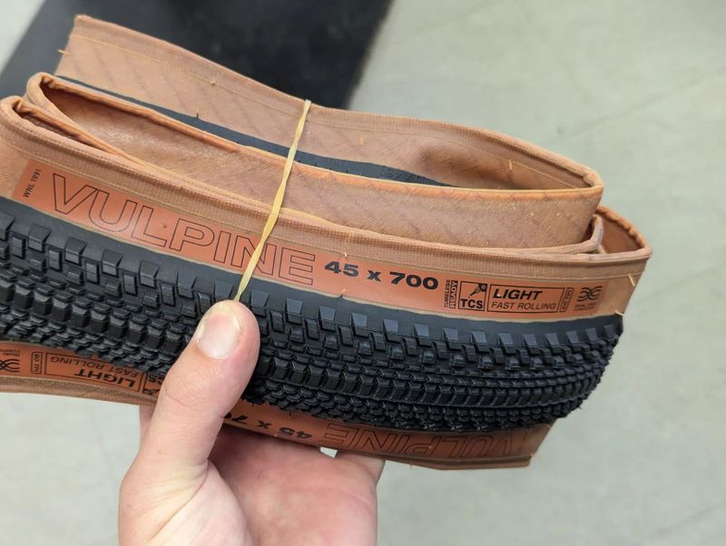 WTB Vulpine 700x45 mm, tubeless ready, gravel pláště (2x nové)